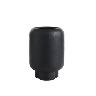 Lorenzo Outdoor Planter in Matte Black (314|AVS14)