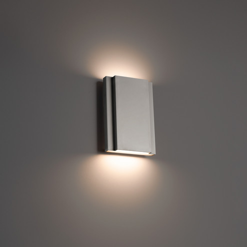Layne LED Wall Sconce in Brushed Nickel (34|WS8120830BN)