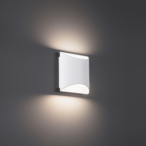 Duet LED Wall Sconce in White (34|WS5520635WT)