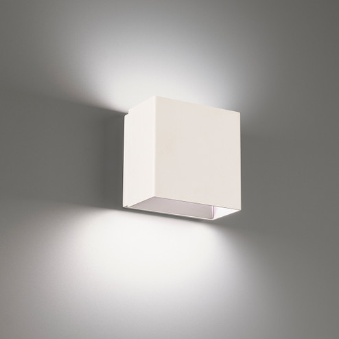 Boxi LED Wall Sconce in White (34|WS4510530WT)