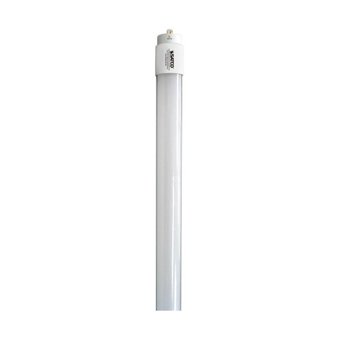 Light Bulb in White (230|S21925)