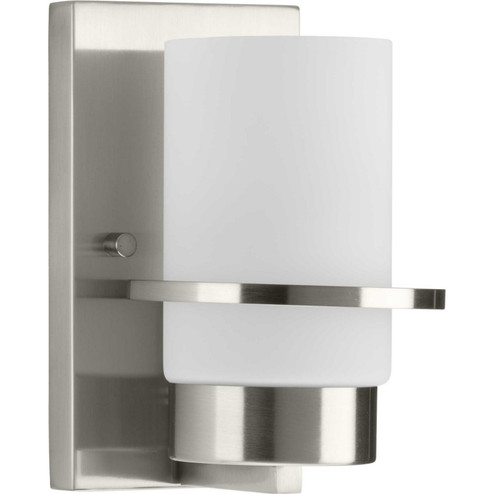 Reiss One Light Vanity in Brushed Nickel (54|P300413009)