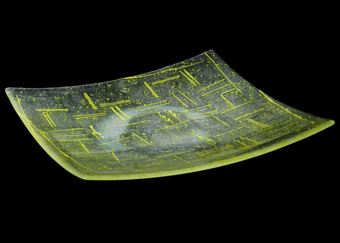 Metro Fusion Plate in Yellow Streamer (57|114431)