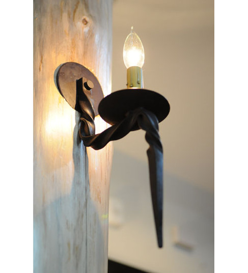 Sussex One Light Wall Sconce in Hand Wrought Iron (57|110211) Sussex One Light Wall Sconce in Hand Wrought Iron (57|110211)