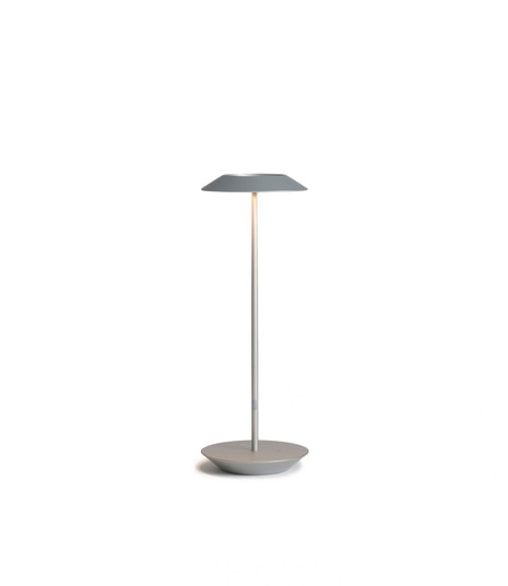 Royyo LED Desk Lamp in Silver (240|RYOSWSILSILDSK)