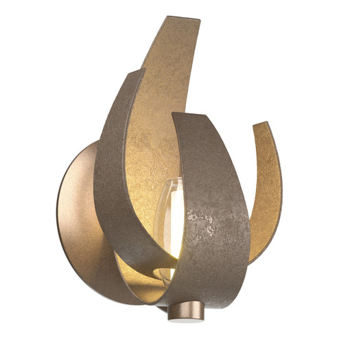 Corona One Light Wall Sconce in Bronze (39|206501SKT05YE0352)