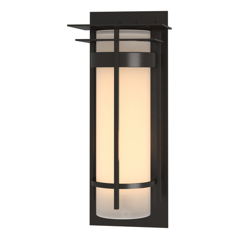 Banded One Light Outdoor Wall Sconce in Coastal White (39|305995SKT02GG0240)