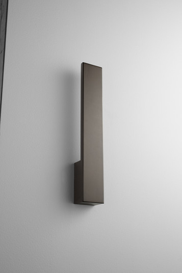 Icon LED Wall Sconce in Oiled Bronze (19|351122)