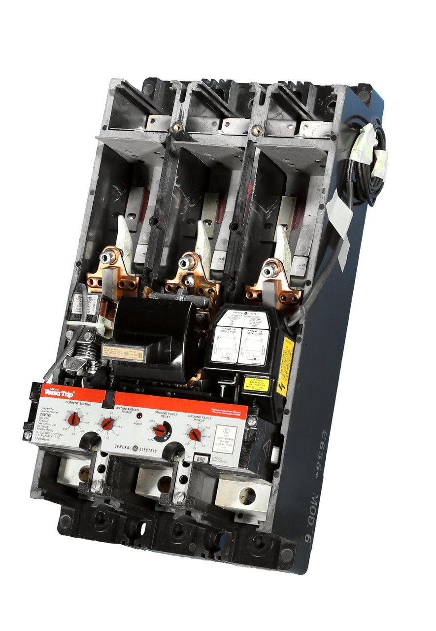 TK4VF46 Circuit Breaker
View Inside...Check out the Contacts