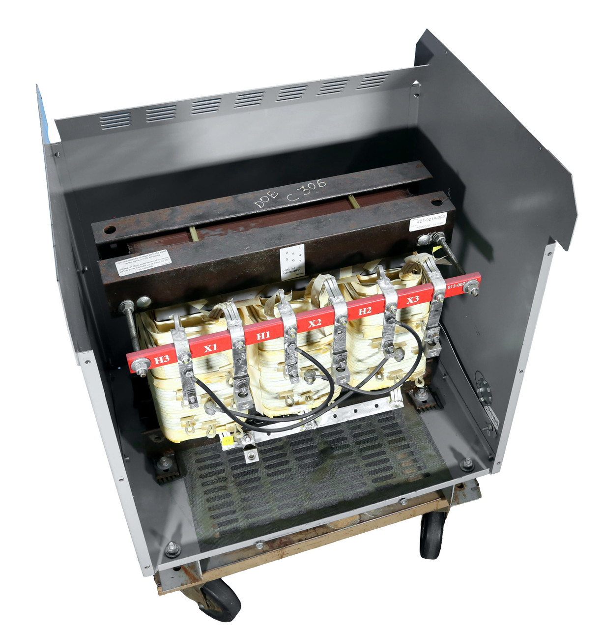 45 kVA Power Transformer 3F3Y045D16 Floor Mount, 480V --208Y/120