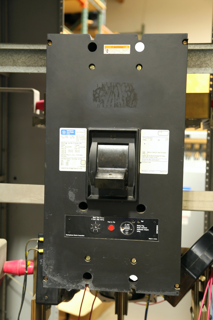 PCC33000F 3000A Breaker
