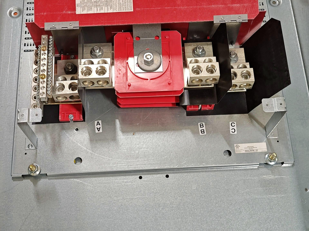 NEW Square D I-Line HCJ 800A 480V Circuit Breaker Panel Board MLO