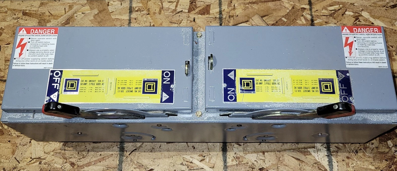 QMJ362T
Double 60A Switches in One Unit