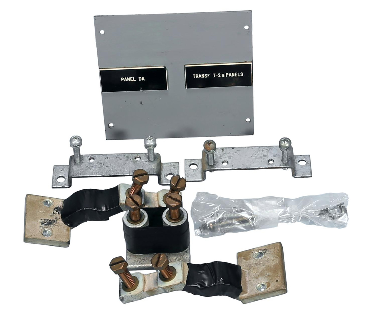 Twin Mount Kit for CDP Panelboard
KCDP-KD 400A Max. Twin Mount Kit for CDP Panelboard
KCDP-KD 400A Max.