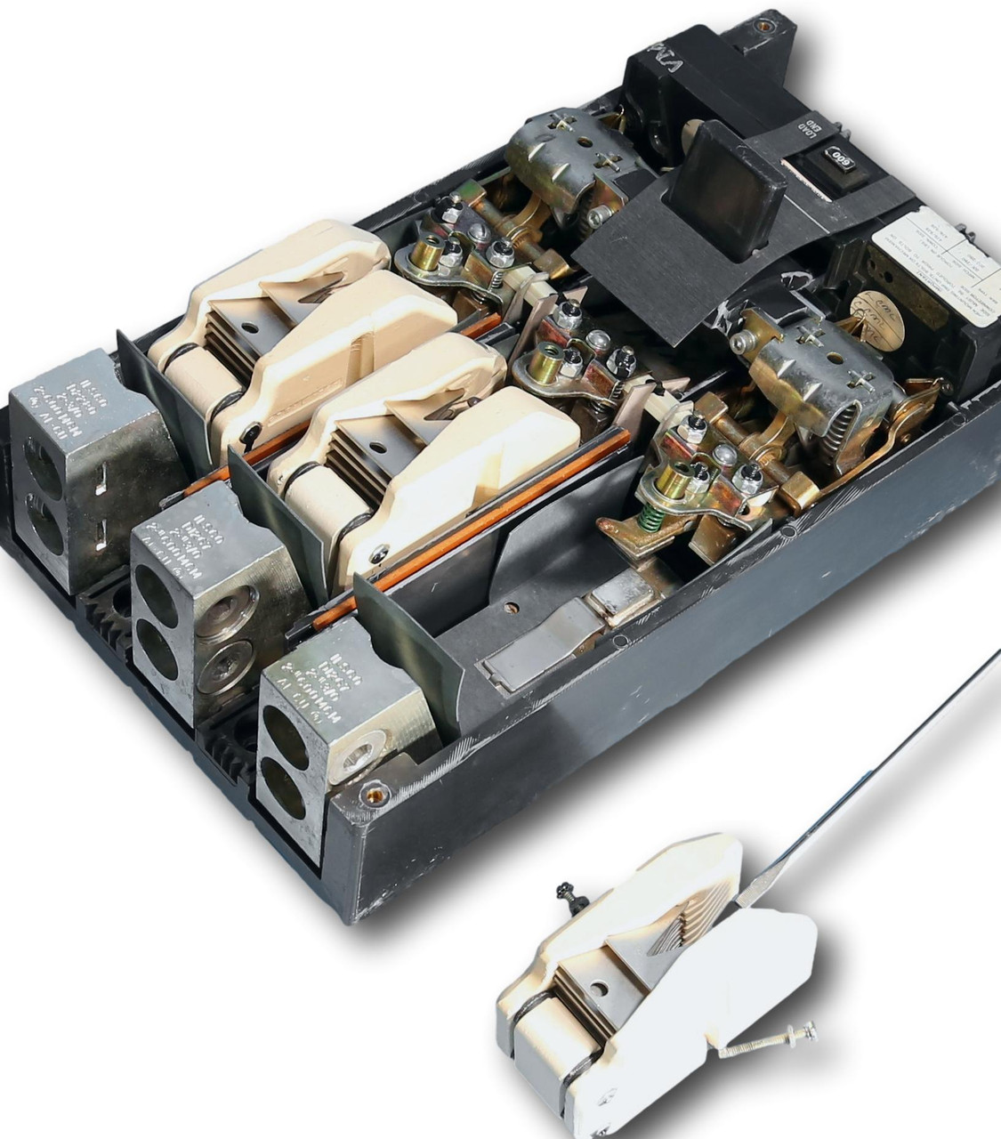 NM631600
View of Contact Plate--Never Energized NM631600
View of Contact Plate--Never Energized