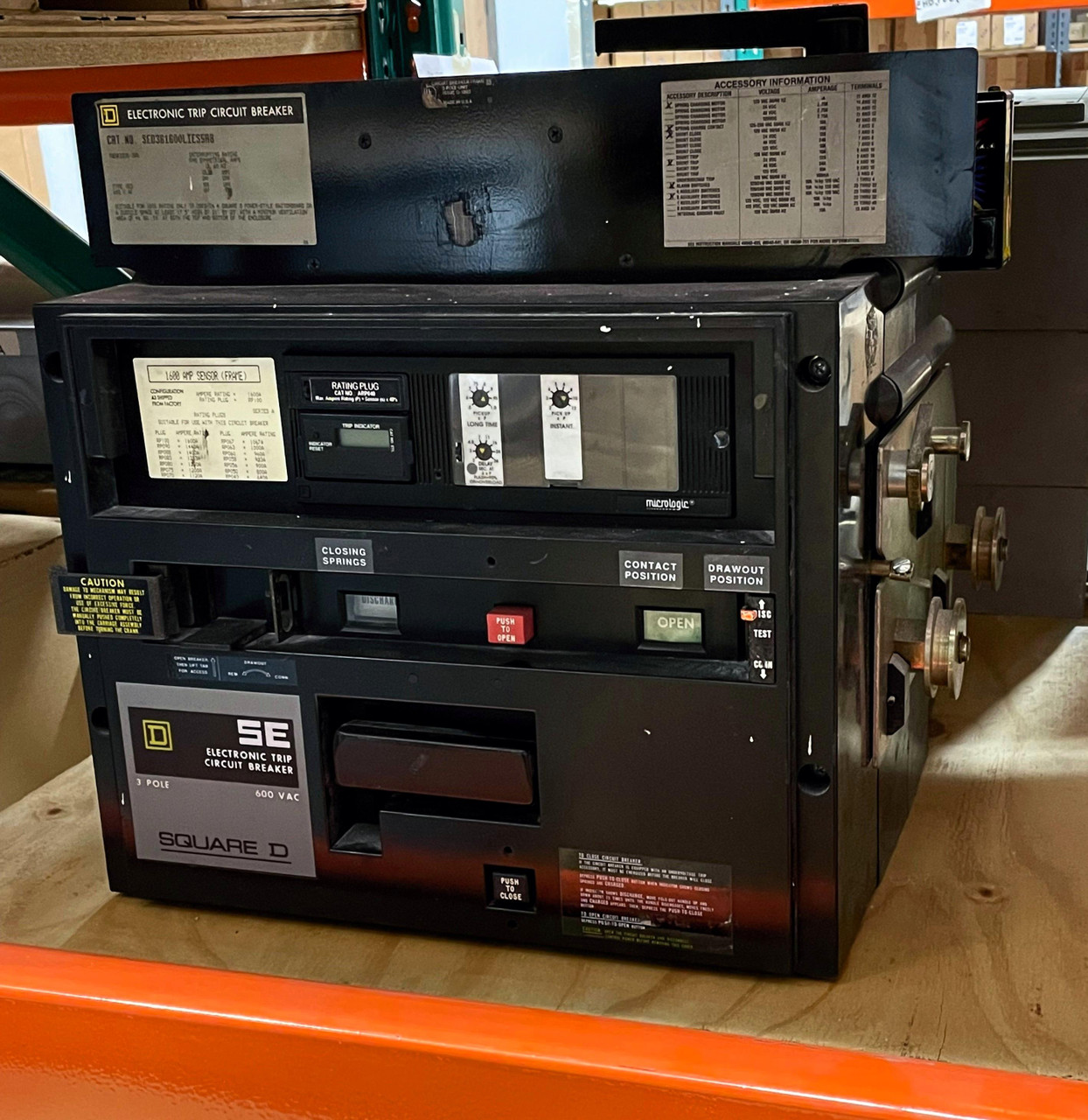 SED362000LSIG
Micrologic LI Circuit Breaker (Not Actual Photo) SED362000LSGA4  
2000 Amp/2000A