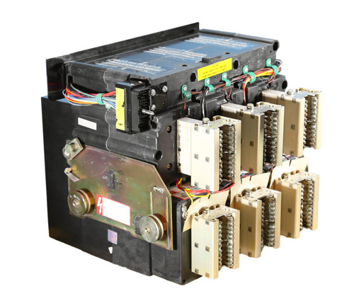 SED362000LSG Micrologic
Draw-Out Racking, anually Operated