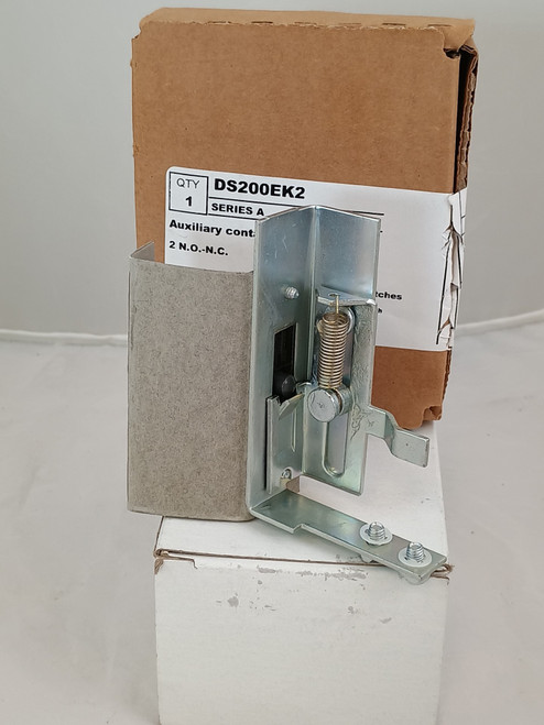 DS200EK2
New, Eaton safety switch auxiliary contact kit