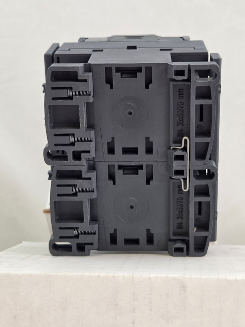 LC2D18F7 TeSys IEC Revesring Contactor