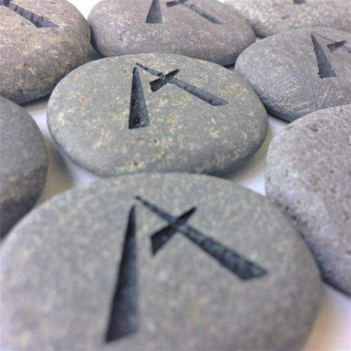 Gray Mini Pocket Stones in Black, 1"-1.25"