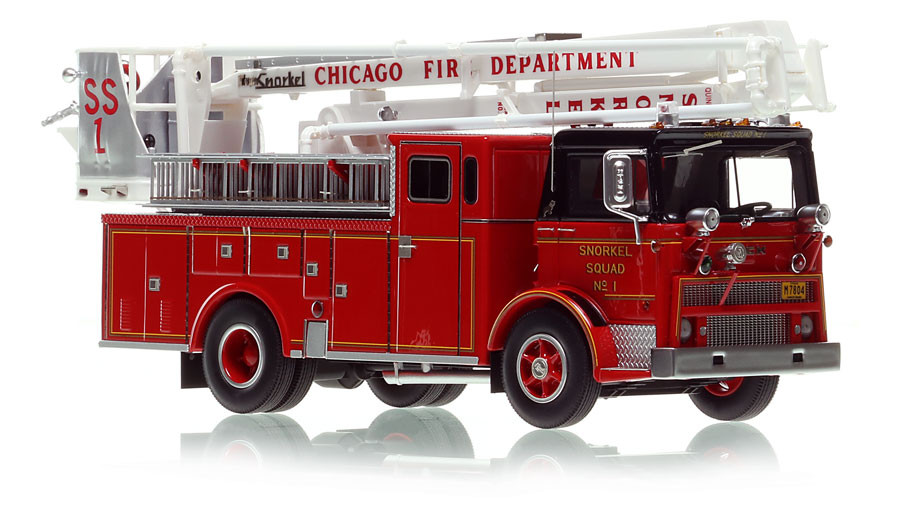 Fire Replicas Chicago 1967 Mack MB/Pierce/Pitman 50' Snorkel Squad