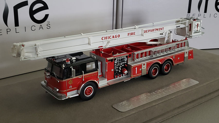 Fire Replicas Chicago Fire Department 1982 Seagrave/Pierce Snorkel