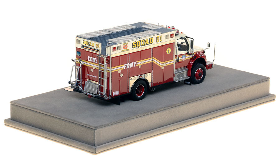 FDNY Squad 61 消防 ミニカー 1/32 Fire Replicas FDNY Squad 61 Scale Model