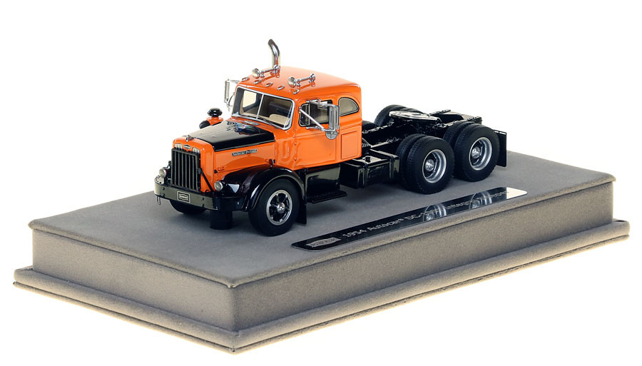 Fire Replicas 1954 Autocar® DC-100T Tandem Axle Integral Sleeper