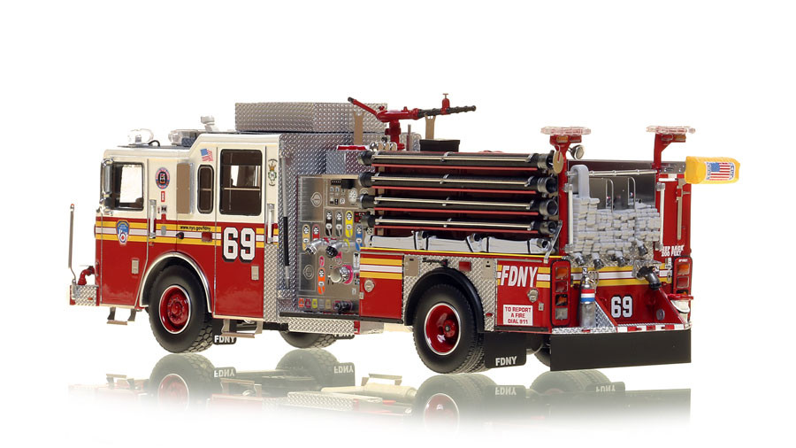 Fire Replicas FDNY Seagrave Engine 69 - Manhattan Scale Model