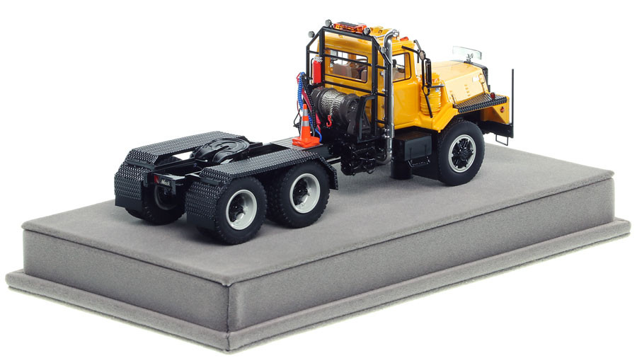 Fire Replicas Mack® DM 800 Tandem Axle Tractor - Yellow over Black