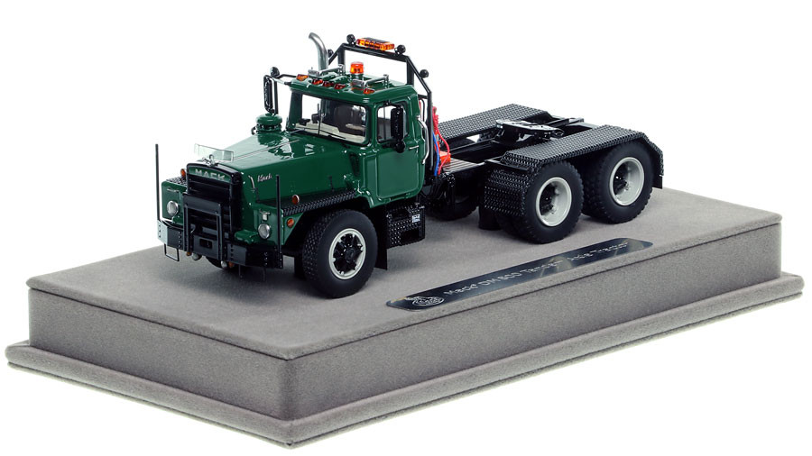 Fostex マルチトラックカーMODEL380S Fire Replicas Mack® DM 800 Tandem Axle Tractor - Green over Black