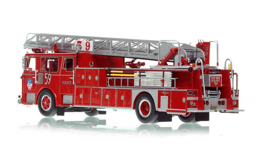 FDNY 1984 Seagrave 100' Ladder 59 - Bronx Scale Model
