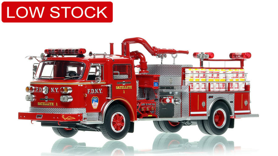 Fire Replicas FDNY 1982 American LaFrance Satellite 1 - Manhattan