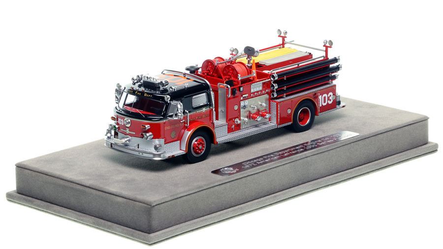 Checker taxicab消防車 fire engine 箱付き1:18 Mattel Matchbox Seagrave Fire Truck, Diecast Model with Moving