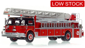 1:50 scale model of Chicago 1973 American LaFrance 100' Ladder Chief - H&L Co. 21 - Lakeview