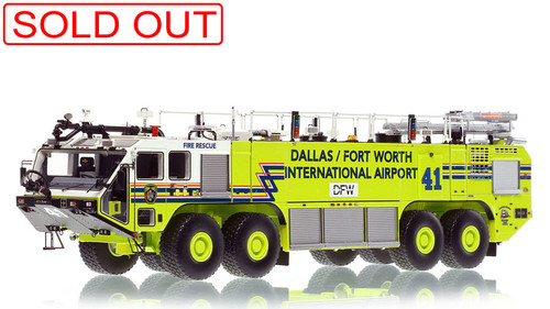 1:50 scale model of Dallas/Fort Worth International Airport - Oshkosh 8x8 Striker 4500 - EZ 41 1:50 scale model of Dallas/Fort Worth International Airport - Oshkosh 8x8 Striker 4500 - EZ 41