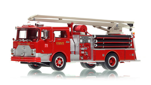 1:50 scale model of FDNY 1970 Mack® CF 54' Squrt Engine 71 1:50 scale model of FDNY 1970 Mack® CF 54' Squrt Engine 71