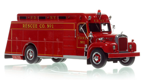 Fire Replicas 1:50 scale model of Boston Fire Department 1964 Mack