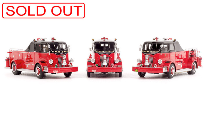 Chicago Fire Department 1954 Autocar Squad 3-Piece Set