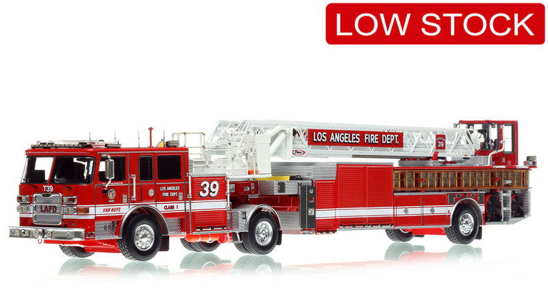 1:50 scale model of City of Los Angeles Fire Department 2019 Pierce Arrow XT Truck 39 - Van Nuys