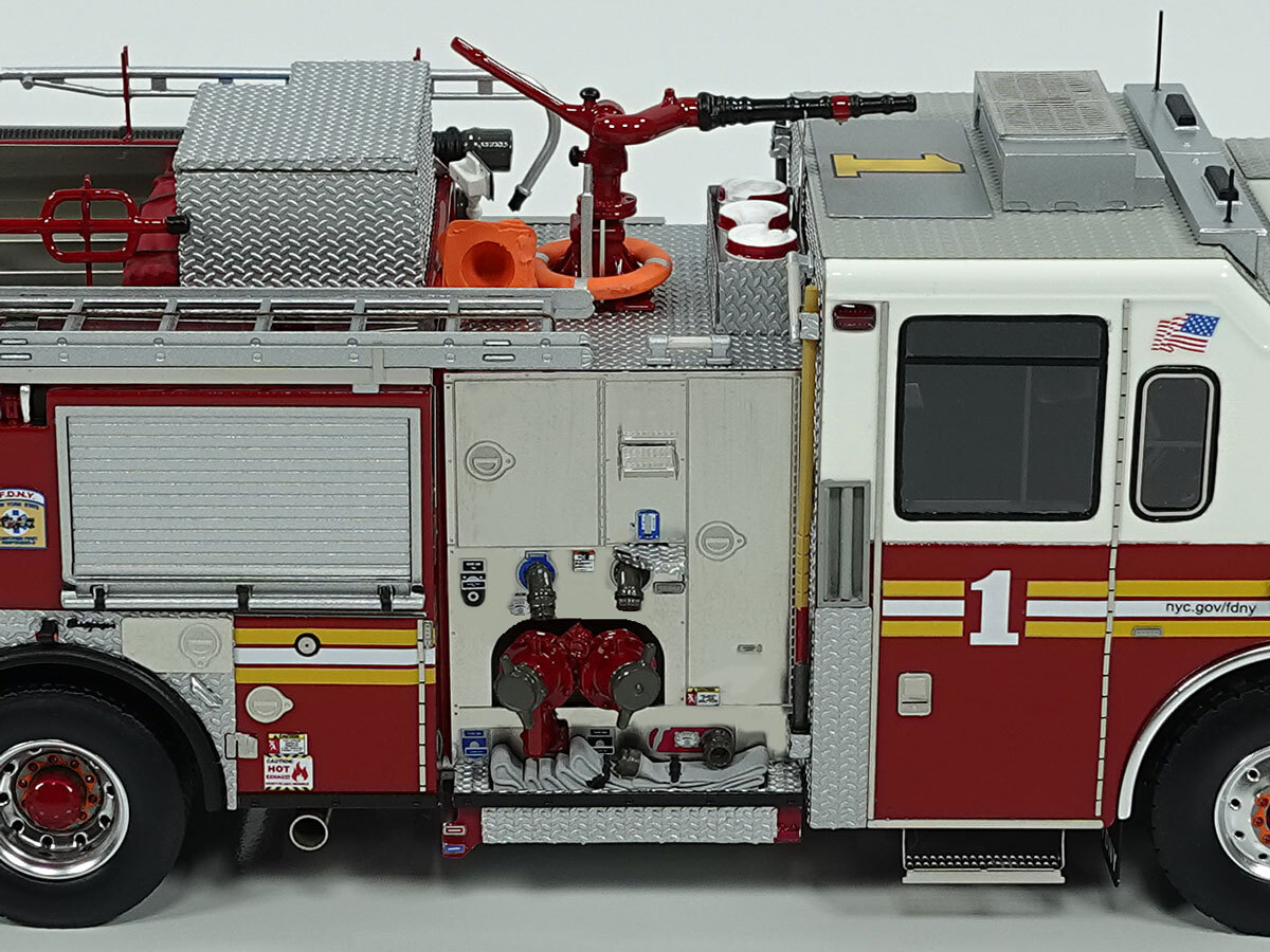 Fire Replicas FDNY 2023 Seagrave Attacker HD Engine 1 - Manhattan