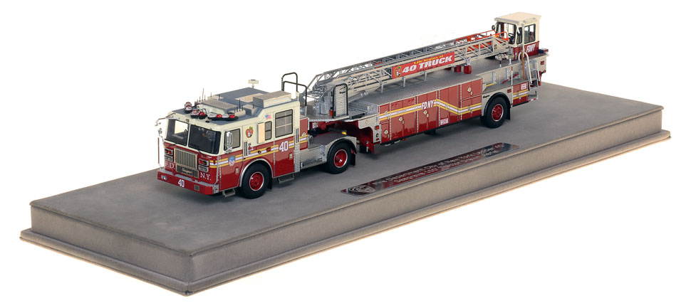 FDNY Ladder 40 scale model includes a fully custom case.