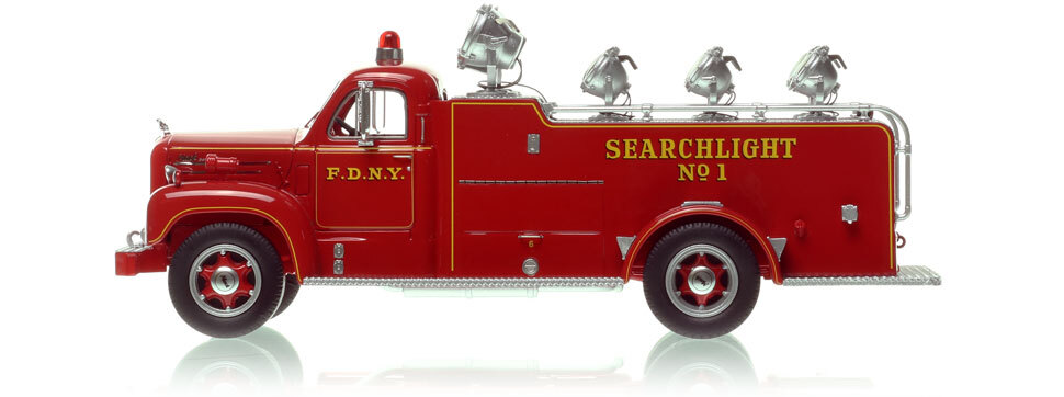 FDNY 1959 Mack B Searchlight 1 in 1:50 scale
