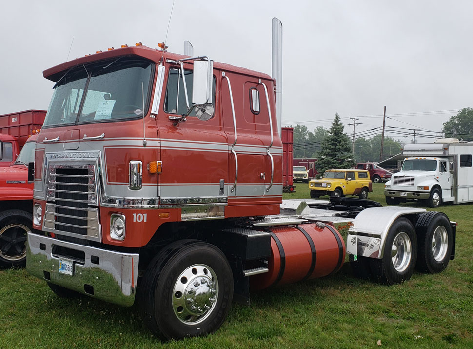 Jerry Hite's 1975 International 4070B Transtar II