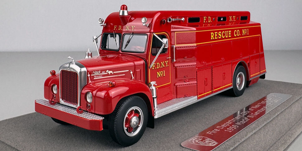 Closeup pictures of the FDNY 1959 Mack B/Gerstenslager Rescue 1 scale model