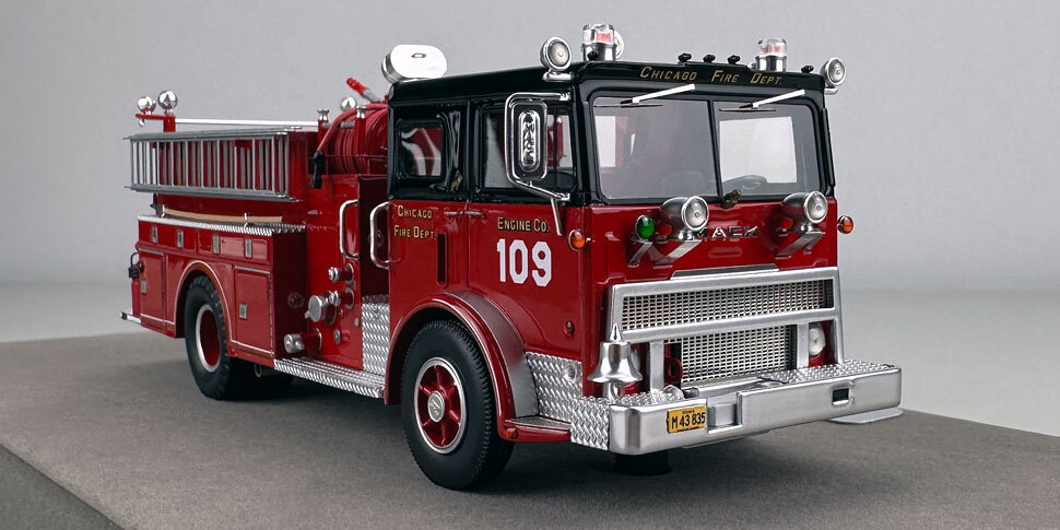 1:50 scale Chicago 1974 Mack MB Engine Co. 109