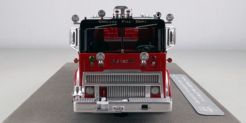 1:50 scale Chicago 1974 Mack MB Engine Co. 129