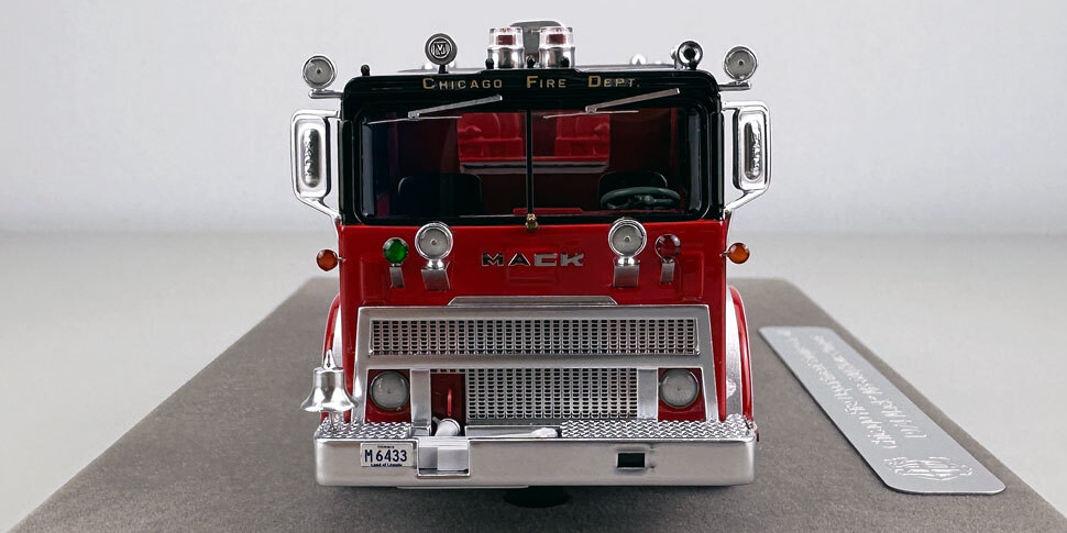 1:50 scale Chicago 1974 Mack MB Engine Co. 60