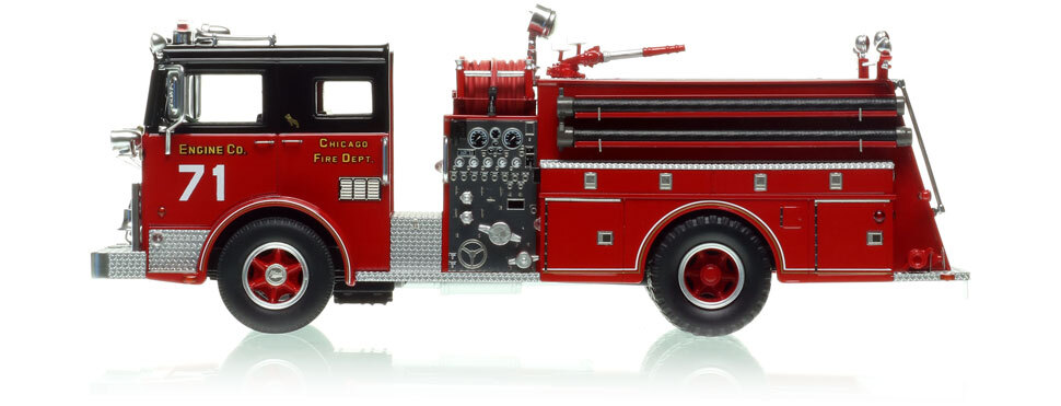 1:50 scale Chicago 1974 Mack MB Engine Co. 71
