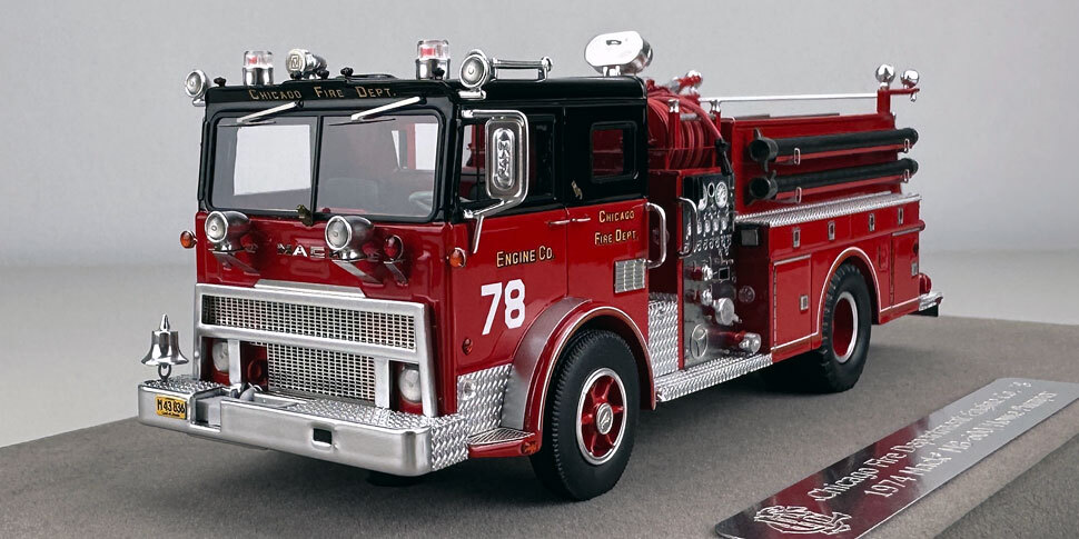 1:50 scale Chicago 1974 Mack MB Engine Co. 78